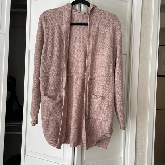 Cardigan - Picture 2 of 3